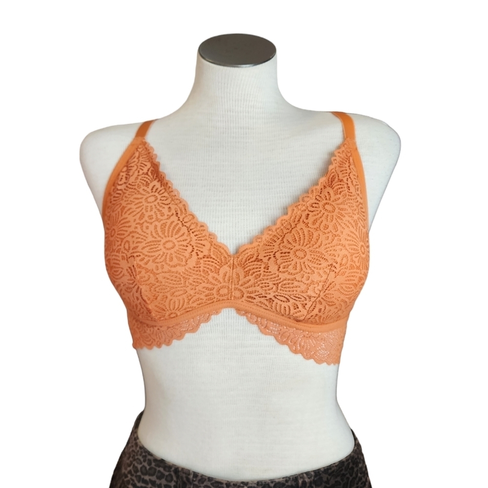 Auden Orange Lace Cross Back Floral Pattern Scalloped Trim Bralette Sz. M